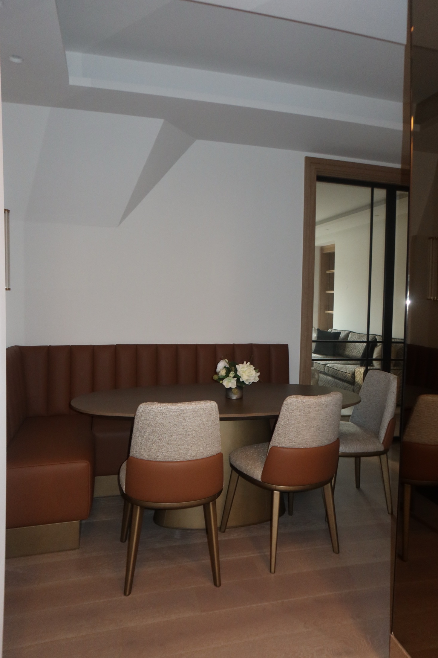 Harley House interior image 10