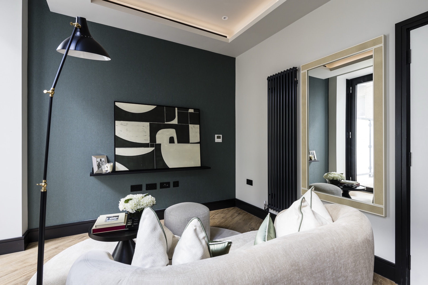 Arena Duplex interior image 5